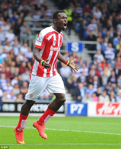 Football player for @hatayspor_fk and senegal national team. Mame Biram Diouf of Stoke City（画像あり）