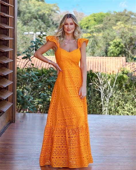 Vestido Longo De Verão 10 Opções Para Comprar 15 Looks Incríveis Em 2021 Vestidos Estilosos