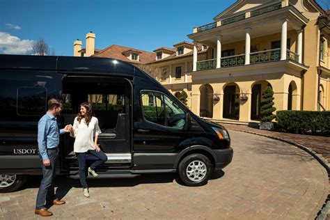 10 Passenger Limousine — Charlottesville Limousine Transportation Wine Tours Wedding Buses