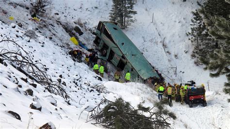 9 Killed In Tour Bus Crash Along Oregon Highway