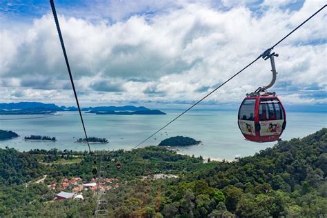 Fly high in the langkawi sky cab the entrance for the langkawi cable car, which takes visitors all the way up to mount mat cincang. 25 Best Things to Do in Langkawi (Malaysia) - The Crazy ...