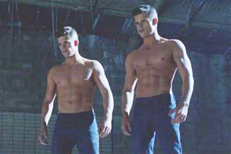 ‘teen Wolf Season 3 Pic Shirtless Werewolves Max And Charlie Carver