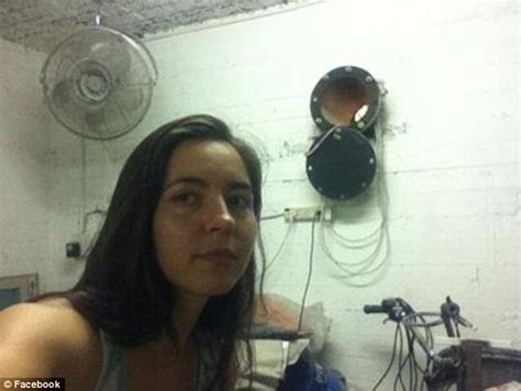 Tel Aviv Trend Of Bomb Shelter Selfies Takes Off In Israel Daily