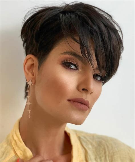 Female Pixie Hairstyles And Haircuts In Pixie Cut Hairstyle Ideas PoPular Haircuts