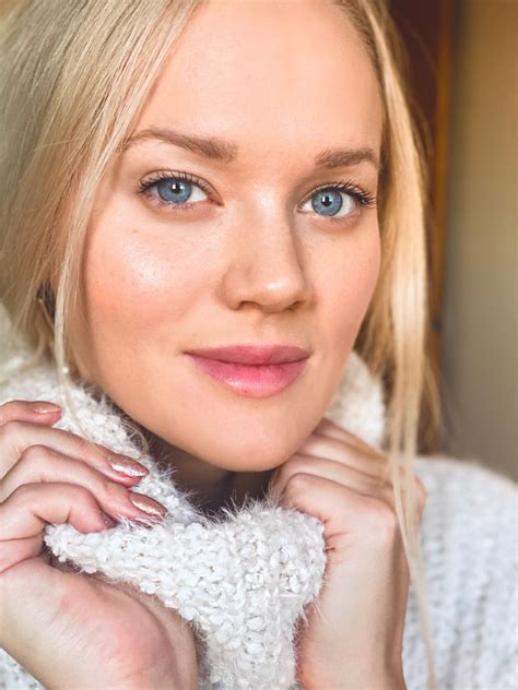 Natural Makeup And Skincare For Winter Natural Makeup For Blondes