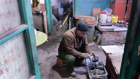 Sizzling Feast and Cozy Flames: Unwind with Good Friends around Uncle's