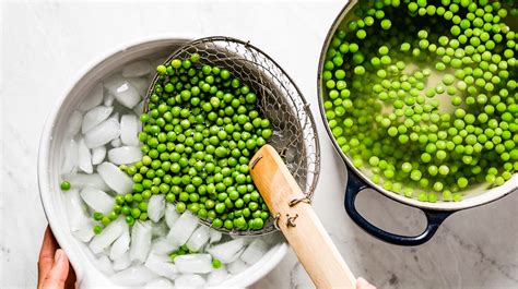 How To Blanch And Freeze Peas Foolproof Living