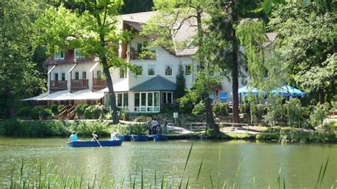 Haus am see has lake views, free wifi and free private parking, set in füssen, 5.6 mi from fussen and the king's castles. Hotel Haus am See (Schleusingen) • HolidayCheck (Thüringen ...