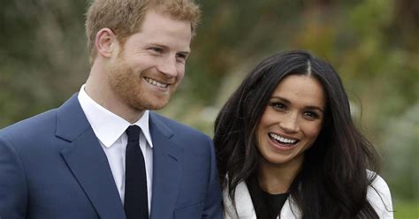 Meghan markle e il principe harry hanno rilasciato l'attesissima e temutissima intervista a oprah winfrey trasmessa dalla cbs, un colloquio durato due ore nel corso delle quali la duchessa di sussex ed ex attrice, dopo aver detto addio ai doveri della corona trasferendosi a los angeles con il marito. Harry e Meghan: i motivi dell'addio in una biografia