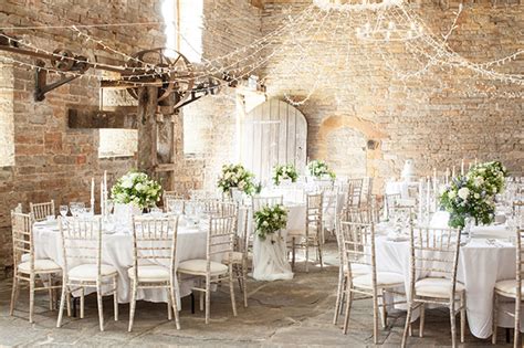Owned by aly and nick, dairyhouse farm is a stunning, versatile venue for weddings. 32 Beautiful UK Barn Wedding Venues | OneFabDay.com UK