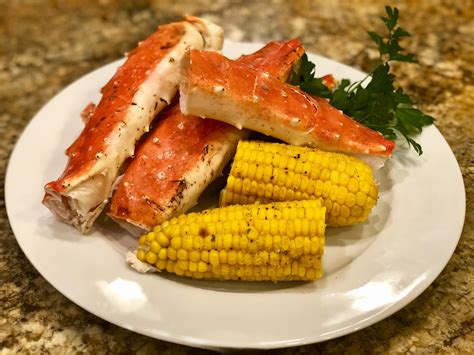 GREAT EATS HAWAII: KING CRAB DINNER