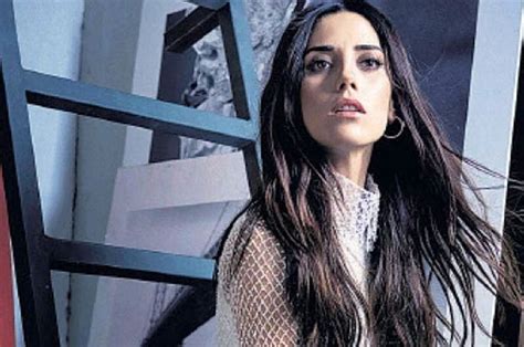 Hair Long Cansu Dere Sila Ezel Cansudere Actress Turkey Editorial