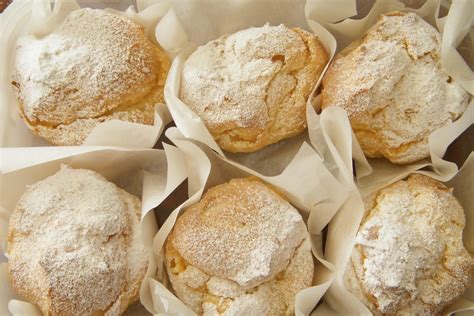 It's even better than the famous beard papa that attracted long queuesvwhen it first made its entrance many years ago. little japan mama : Japanese Cream Puffs Recipe ...