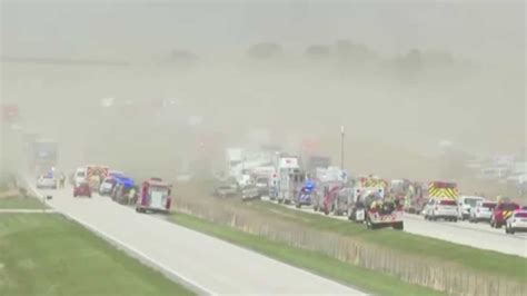 Us At Least Six Killed Dozens Injured After Dust Storm In Illinois