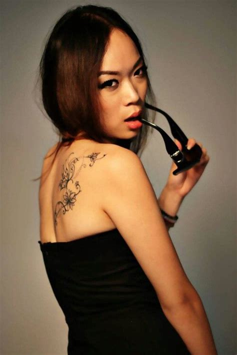 Pin By Dean Mullins On Tattooed Asian Ladies Tattoos Flower Tattoo