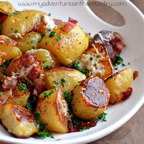 YUMMY RECIPEZZ Oven Roasted Potatoes
