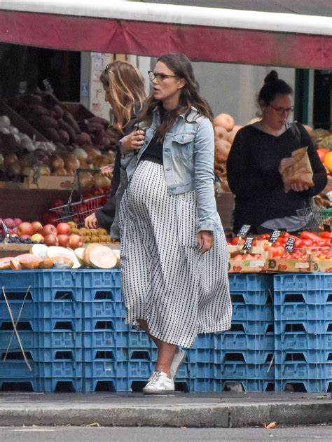 Pregnant Keira Knightley Spotted As She Steps Out In London Gotceleb