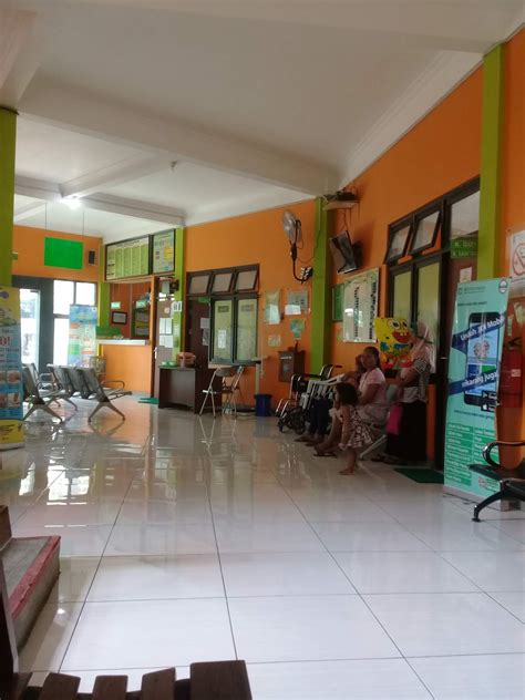 Pelan Lantai Klinik Swasta / 24 Lot Tanah Banglo Kampung Hutan Putih