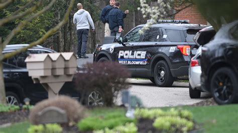 Fbi Raids Home In New Public Corruption Investigation In Metro Detroit