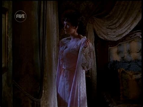 Nackte Lysette Anthony In Dracula Dead And Loving It