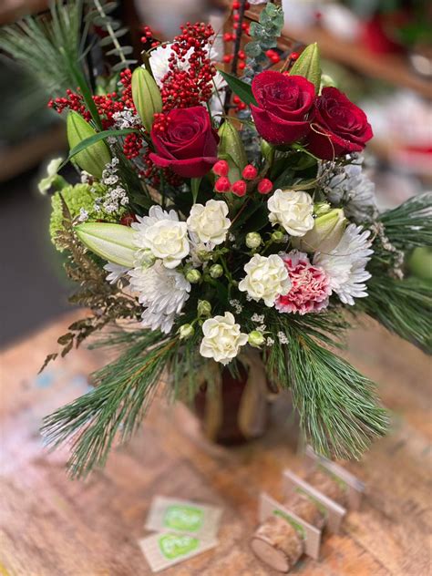 Christmas Arrangement In A Vase Buy In Vancouver Fresh Flowers Delivery From Florist Local Shop