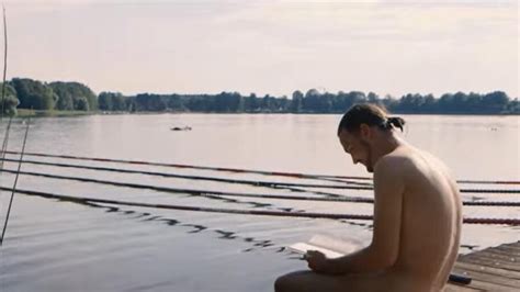 ‘we feel good with no clothes naturism an old german tradition wins new fans france 24