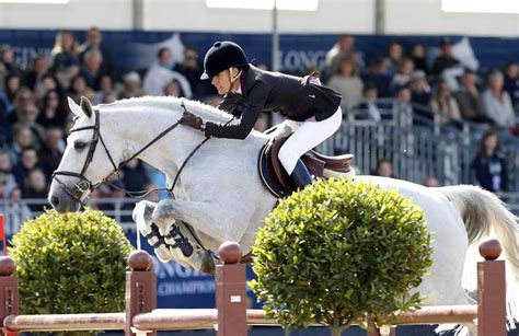 Leila diniz quebrou tabus de uma época em que a repressão dominava o brasil, escandalizou ao exibir a sua gravidez de biquini 1 na praia, e chocou o país inteiro ao proferir a frase: Luciana Diniz presents Hoof Print Series : Winningmood in ...