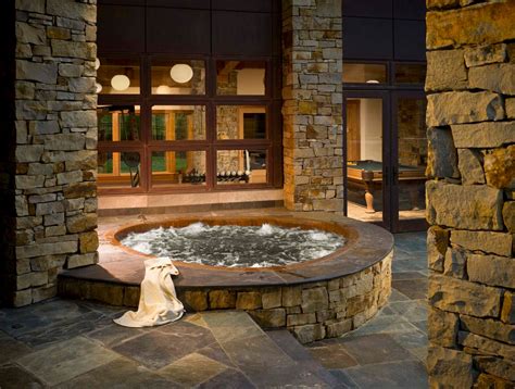 20 Covered Hot Tubs Homes Of The Rich