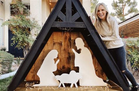 How To Build A Outdoor Nativity Stable Builders Villa
