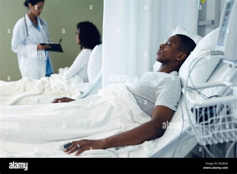 Black Man In Hospital Bed Hi Res Stock Photography And Images Alamy