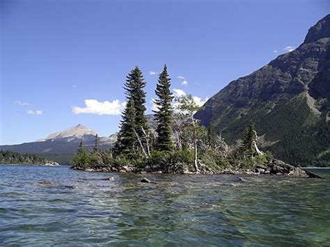 Up Close Wild Goose Island In St Marys Lake Glacier National Park