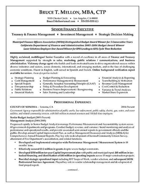 Guide to chief financial officer job description (cfo). Financial Manager | Manager resume, Accountant resume ...