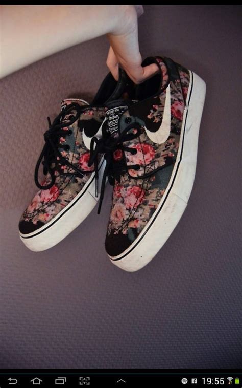 Item # 297021 stash points: Shoes: nike, nike sneakers, floral, girly, fashion, roses ...