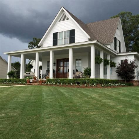 15 American Farmhouse Style House Plans New House Plan