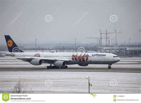 Lufthansa Airbus A340 600 D Aihz With Fc Bayern Livery Editorial Photo