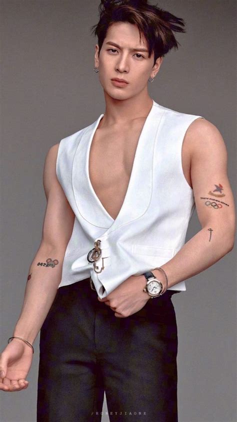10 Male K Pop Idols Who Arent Afraid To Show Off Their Tattoos Koreaboo