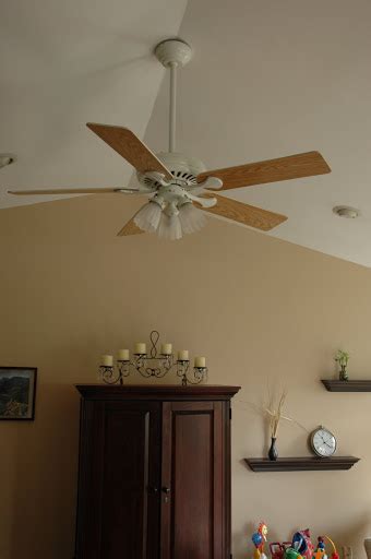 Ceiling fan for sloped ceiling. Guide on how to install Ceiling fan on vaulted ceiling ...