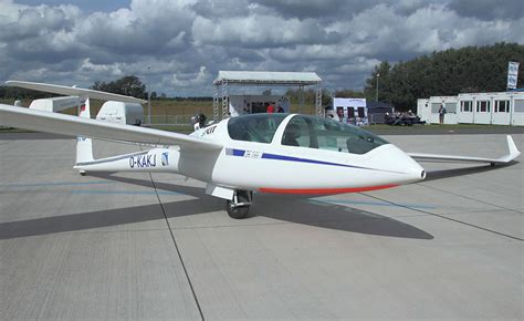 When i purchased this in 2008. DG-1000 J: Segelflugzeug der DG Flugzeugbau GmbH mit ...