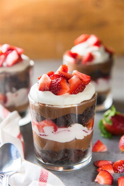Strawberry Chocolate Brownie Trifle The Flavor Bender