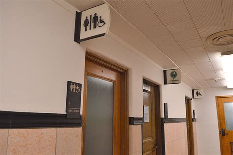 Ut Approves Construction Of Gender Neutral Bathrooms In Burdine The