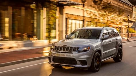 2023 Jeep Grand Cherokee Redesign Spy Photos Srt And Colors Cars