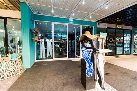 Boat Avenue Phuket Outdoor Shopping Complex In Bangtao Go Guides