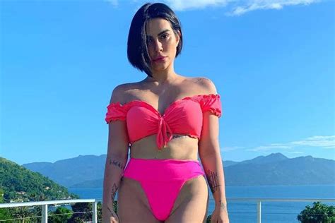 f5 celebridades cleo faz lipo após ganhar 10 kg e revela pedido feito ao médico tira tudo