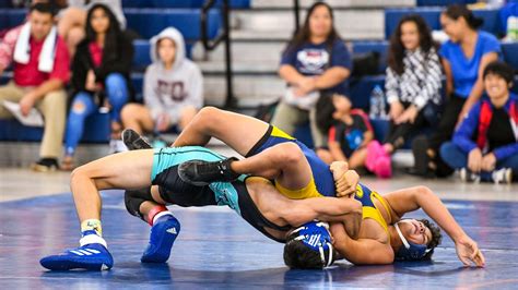 Southern High And Guam High Hit The Mat