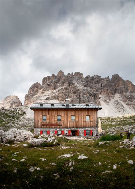 Hiking Around Tre Cime Di Lavaredo In The Dolomites Sarahinthegreen