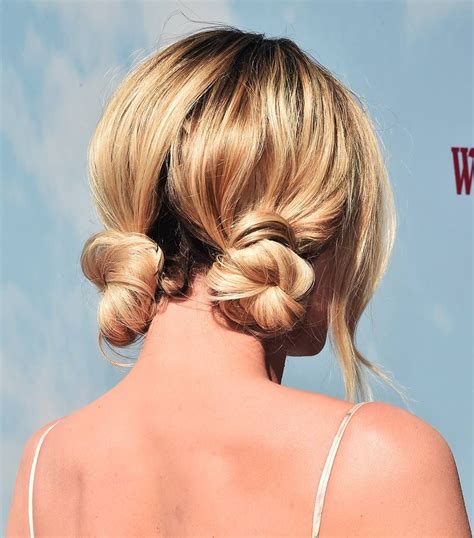 10 Cool And Easy Buns That Work For Short Hair Short Hair Styles