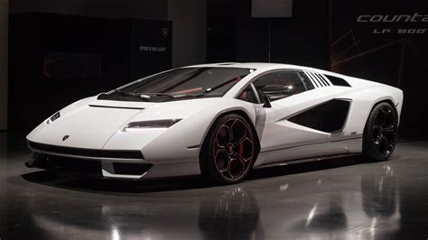 All Hail The New Lamborghini Countach Lpi 800 4 Topgear Singapore