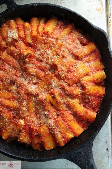 10 Easy Cast Iron Skillet Recipes Youll Want To Make 24