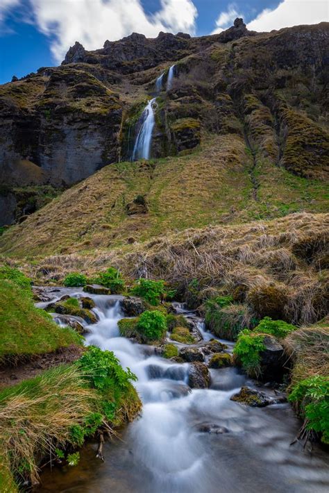Waterfall Near Seljalandsfoss Iceland Foto And Bild Europe