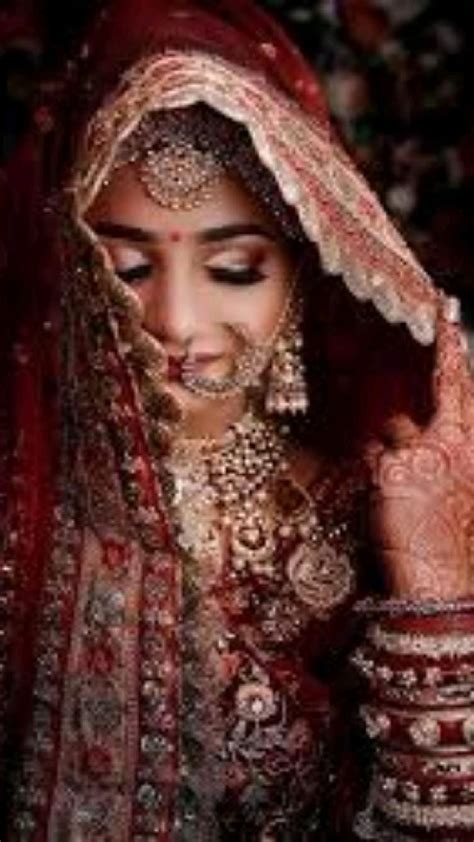 Pin Von Aman Kumar Auf Pins By You Indische Braut Indischer Brautschmuck Indische Hochzeit
